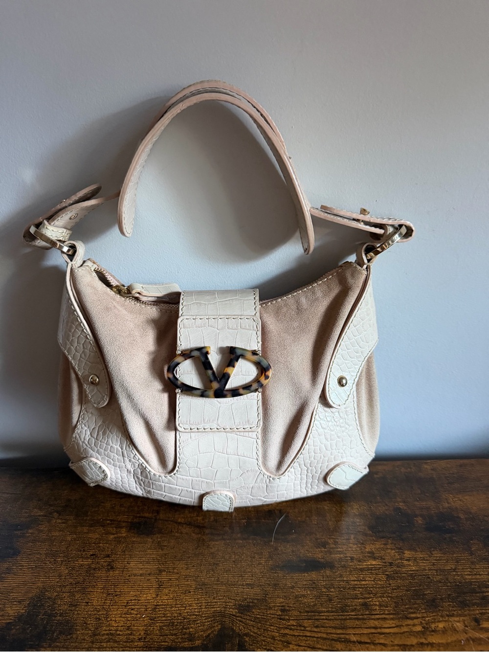 Vintage Valentino Garavani Cream Shoulder Bag – Excellent Condition - Picture 2 of 16